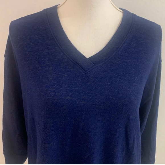Women's Cabi #4438 Cuddle Tee Cobalt Blue V-Neck 3/4 Sleeve Size M - Picture 4 of 6